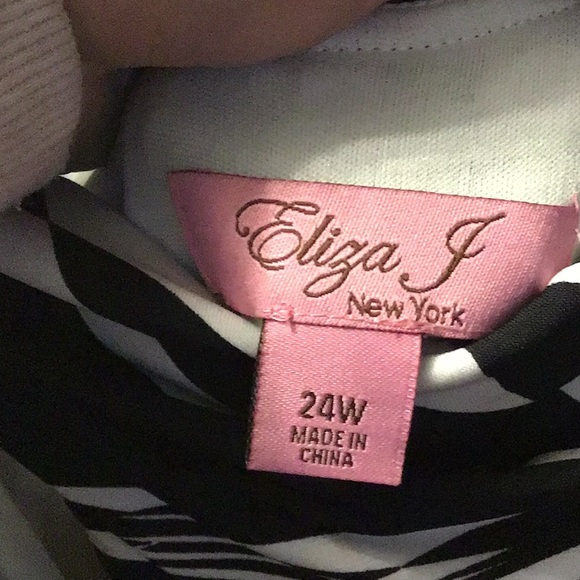 Plus Size Eliza J Dress - Picture 3 of 3